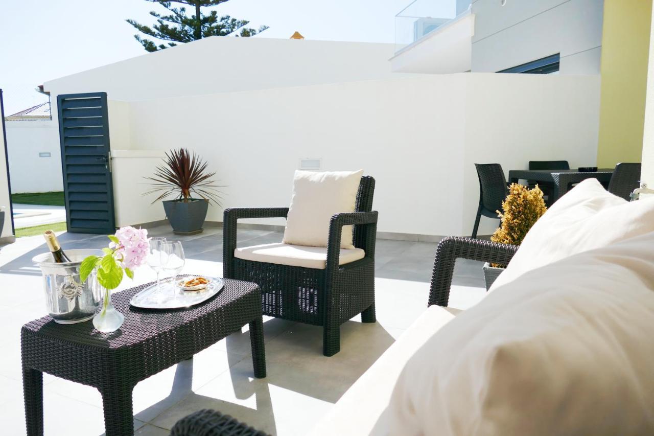 Baleal Poolfront Apartment ภายนอก รูปภาพ